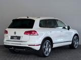 Volkswagen Touareg R-Line Terrain Tech 4Motion Luftfahrwerk - Volkswagen Touareg: Luftfederung