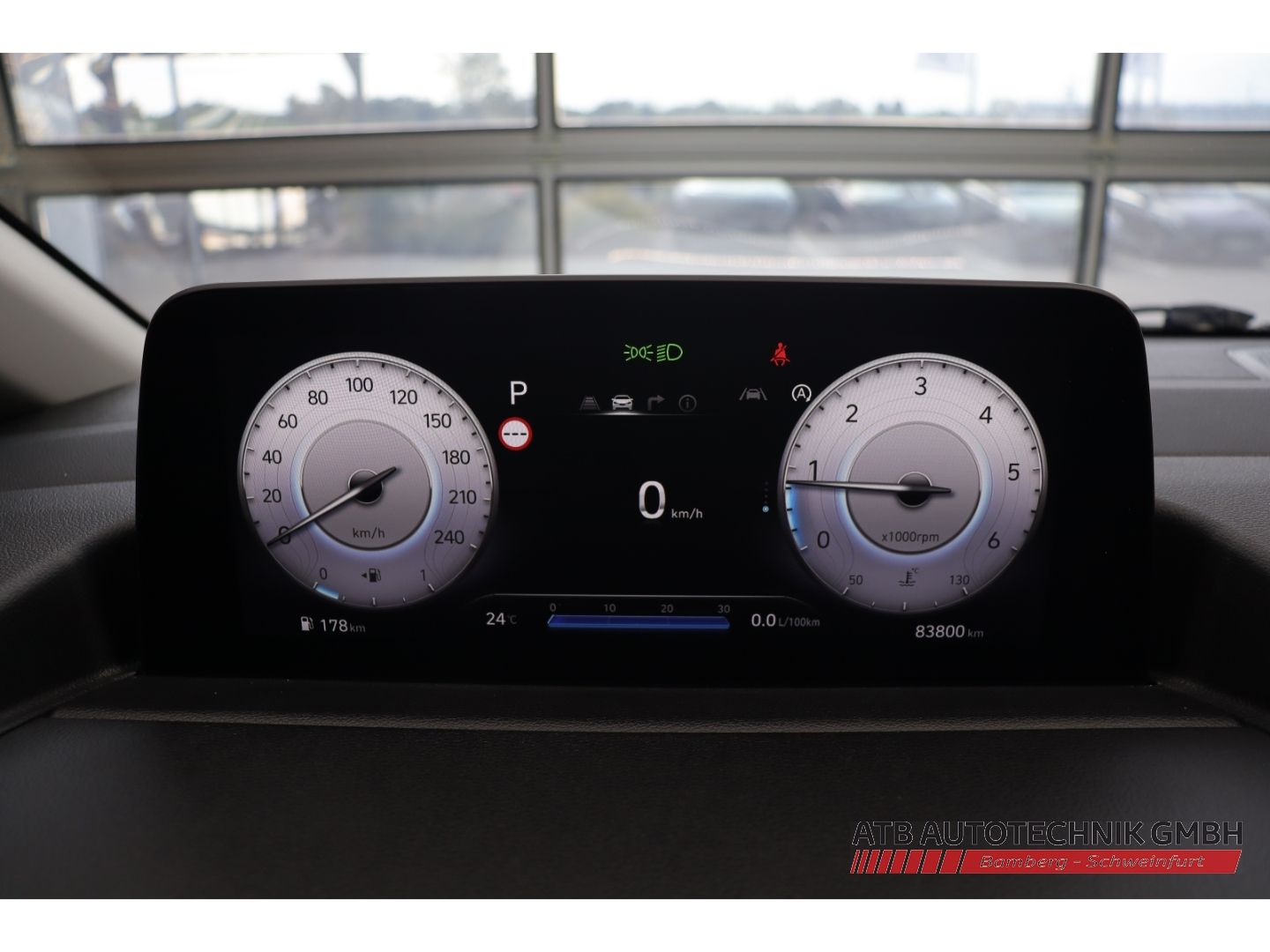 Fahrzeugabbildung Hyundai STARIA Prime 2WD 2.2 CRDi Park-Paket Navi Bose K