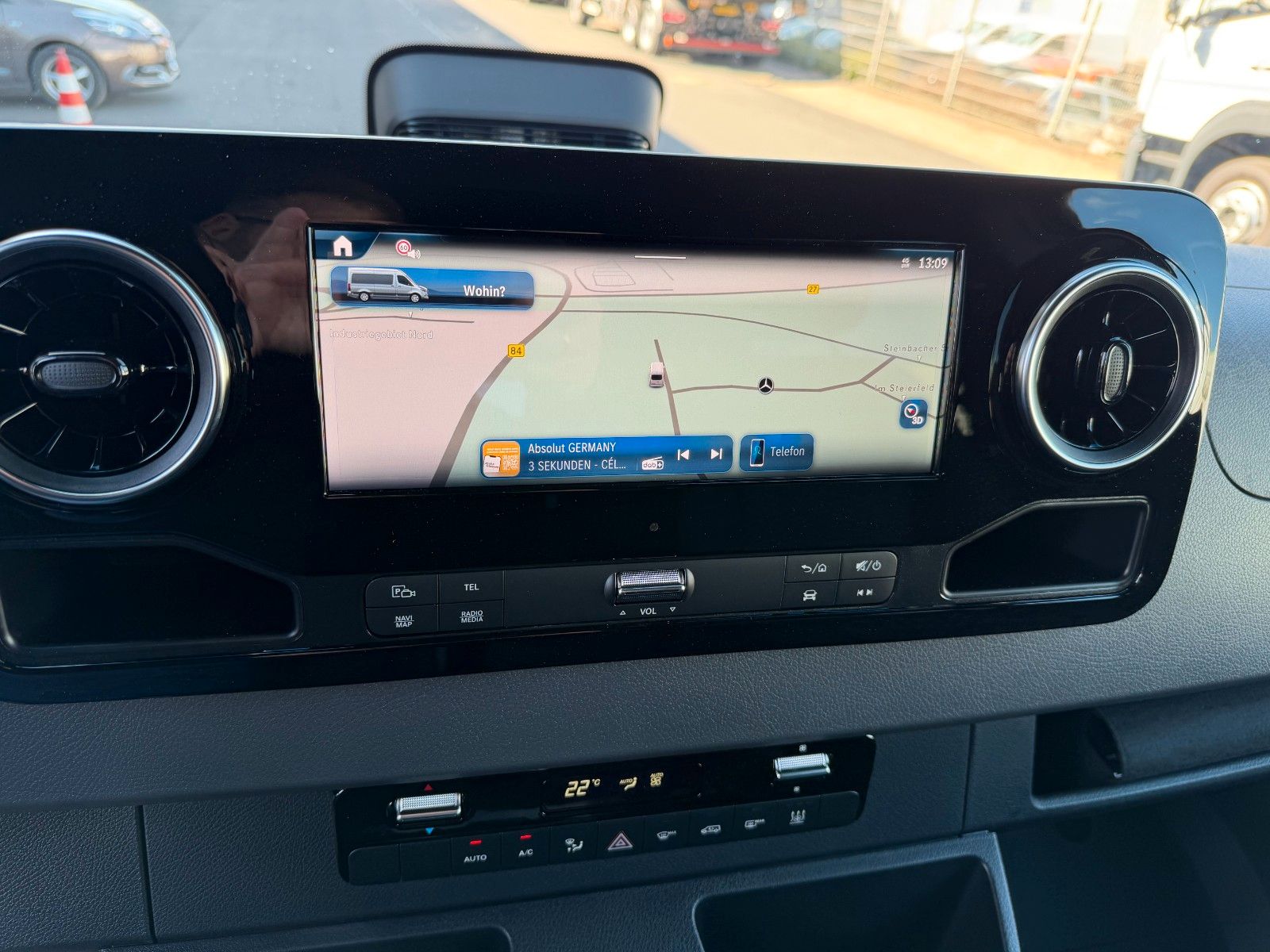 Fahrzeugabbildung Mercedes-Benz Sprinter 319 CDI DoKa/Mixto AHK3,5 Stdh DISTRONI