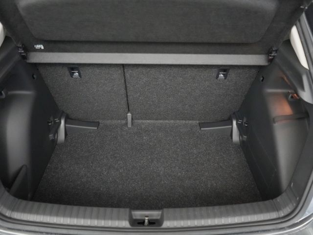 Fabia DRIVE PLUS TSI DSG+BLUETOOTH+SITZ-/LENKRAD