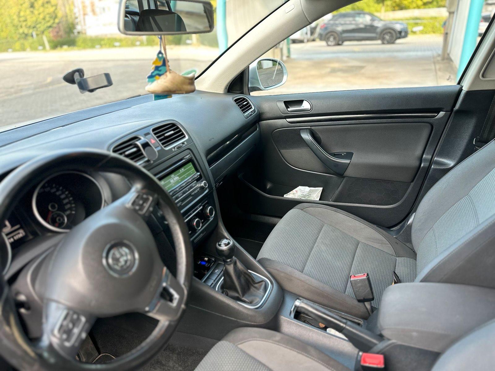 Volkswagen Golf 2011 — photo 10
