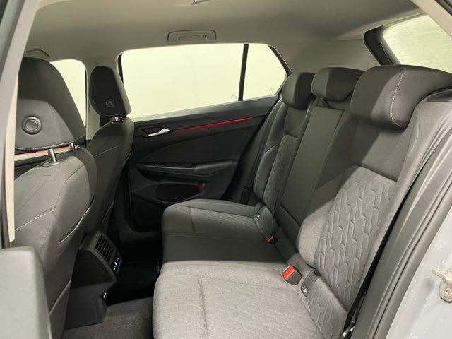 Golf VIII Life 1.5 TSI STANDHZG RFK NAVI SHZ