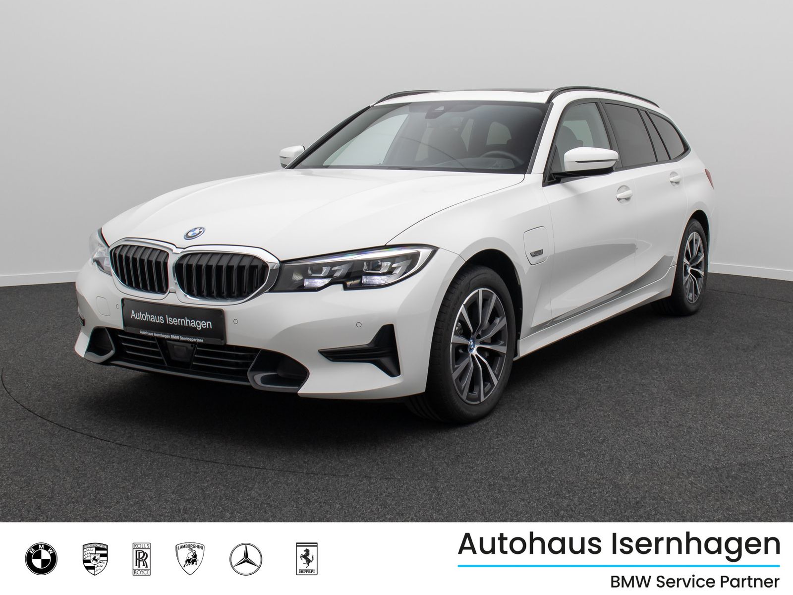 Fahrzeugabbildung BMW 330e xD Sport Line Alarm HUD DAB Panorama HiFi