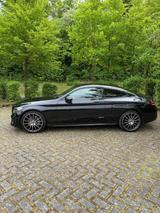 Mercedes-Benz C 300 AMG-Line Night-Paket - Mercedes-Benz C 300 von privat