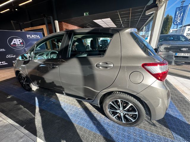 Toyota Yaris Hybrid Team D