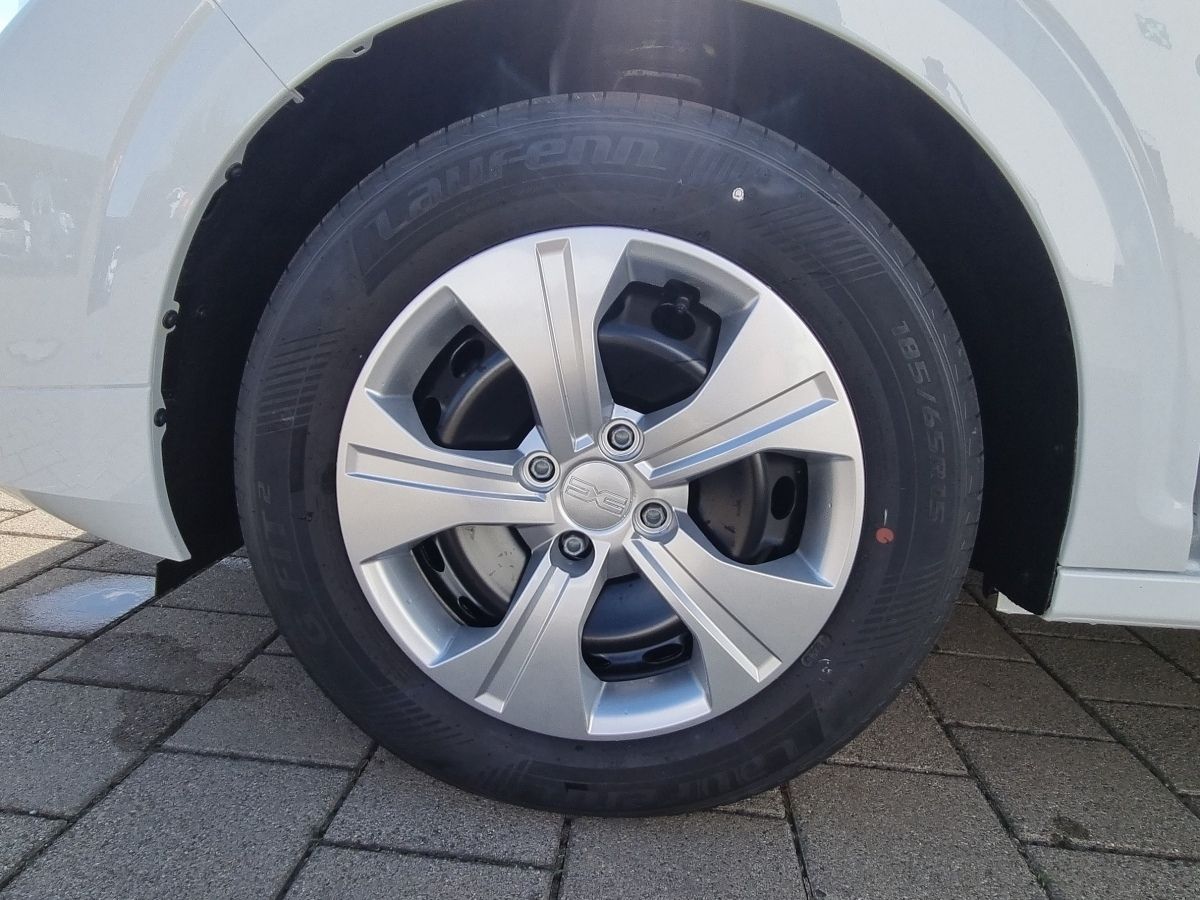 Fahrzeugabbildung Dacia Sandero Essential SCe 65