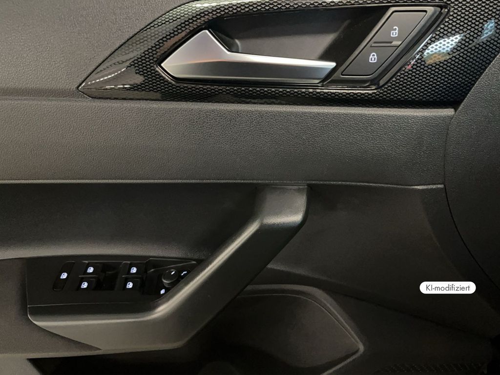 VOLKSWAGEN Polo 2026