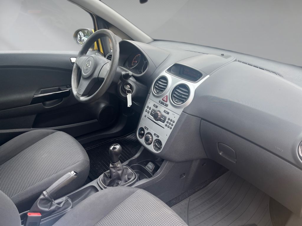 Opel Corsa 1.4 16V Selection – Bild 4