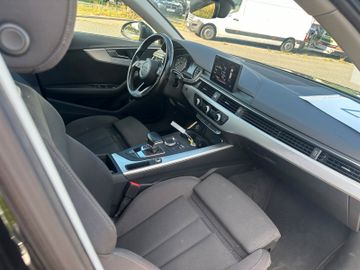 Audi A4 - 12