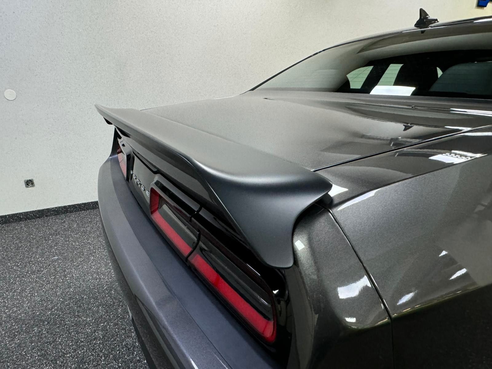 Fahrzeugabbildung Dodge CHALLENGER HELLCAT JAILBREAK -LAST CALL-CARBON