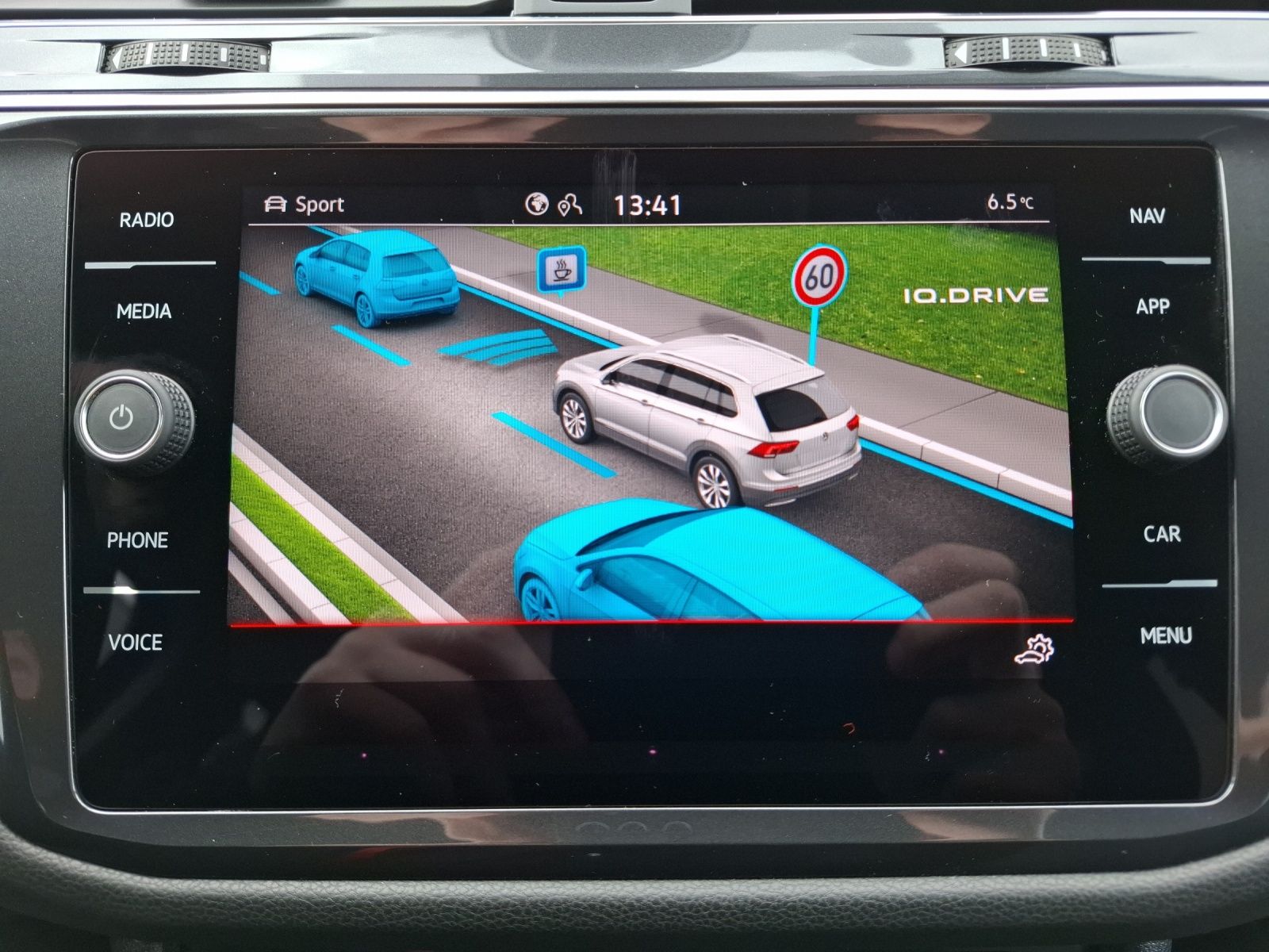 Fahrzeugabbildung Volkswagen Tiguan Allspace TDI Elegance DSG 4M Standhzg. Ma