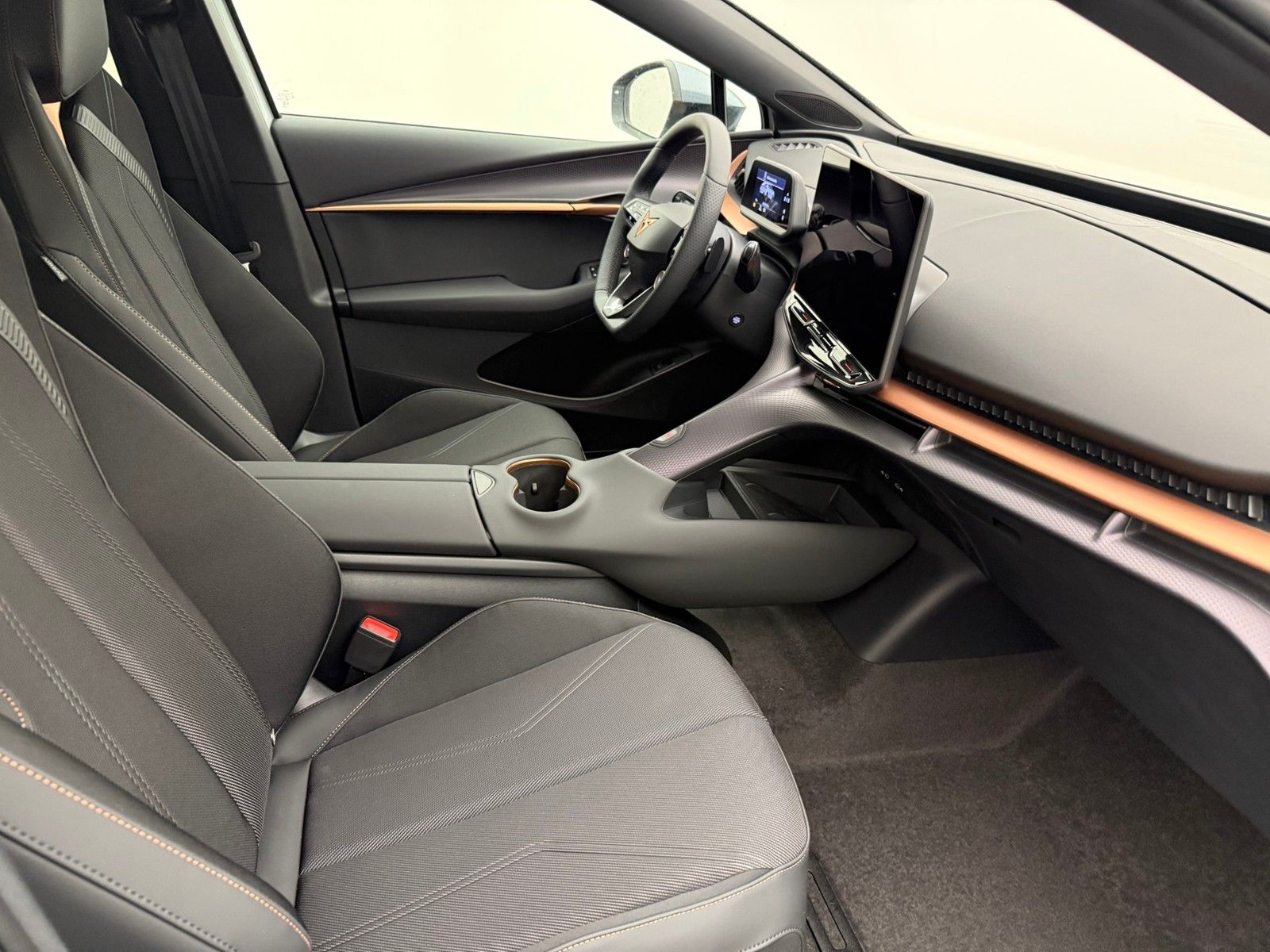 Cupra Tavascan Endurance 286PS 77kWh DriveWärmep imagem 3