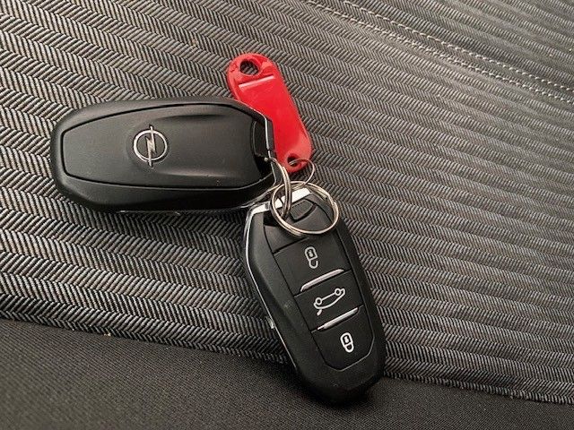 Fahrzeugabbildung Opel Corsa-e Edition 7,4kw/50kwh NAVI/PDC