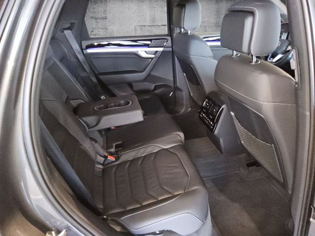 Touareg R 3.0TSI AHK Luft Pano Matrrix