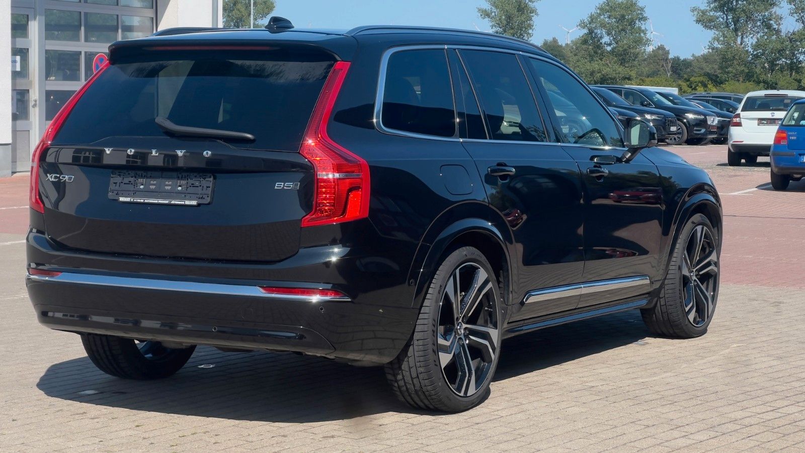 Fahrzeugabbildung Volvo XC90 B5 D AWD Plus Bright*STDHZG*360°*LUFT*ACC*
