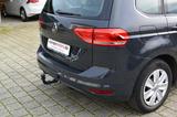 Volkswagen Touran 1.5TSI AHK Klima PDC Sitzh. 1.Hd.Nur39'KM - gebrauchte VW Kleinbus