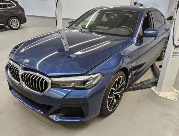 BMW 530e Aut.|M SPORTPACKET|NAVI|AHK|SHZG|