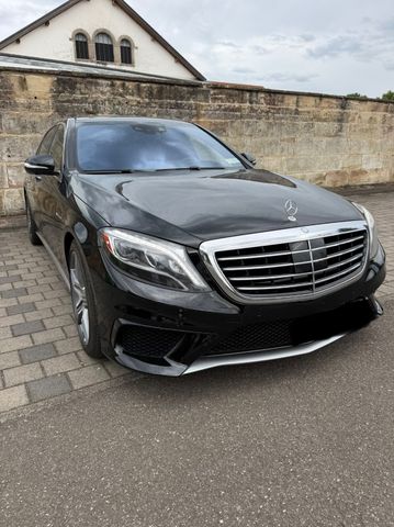 MERCEDES-BENZ 4MATIC L,Burmester,Voll,360 Kamera,20*AMG