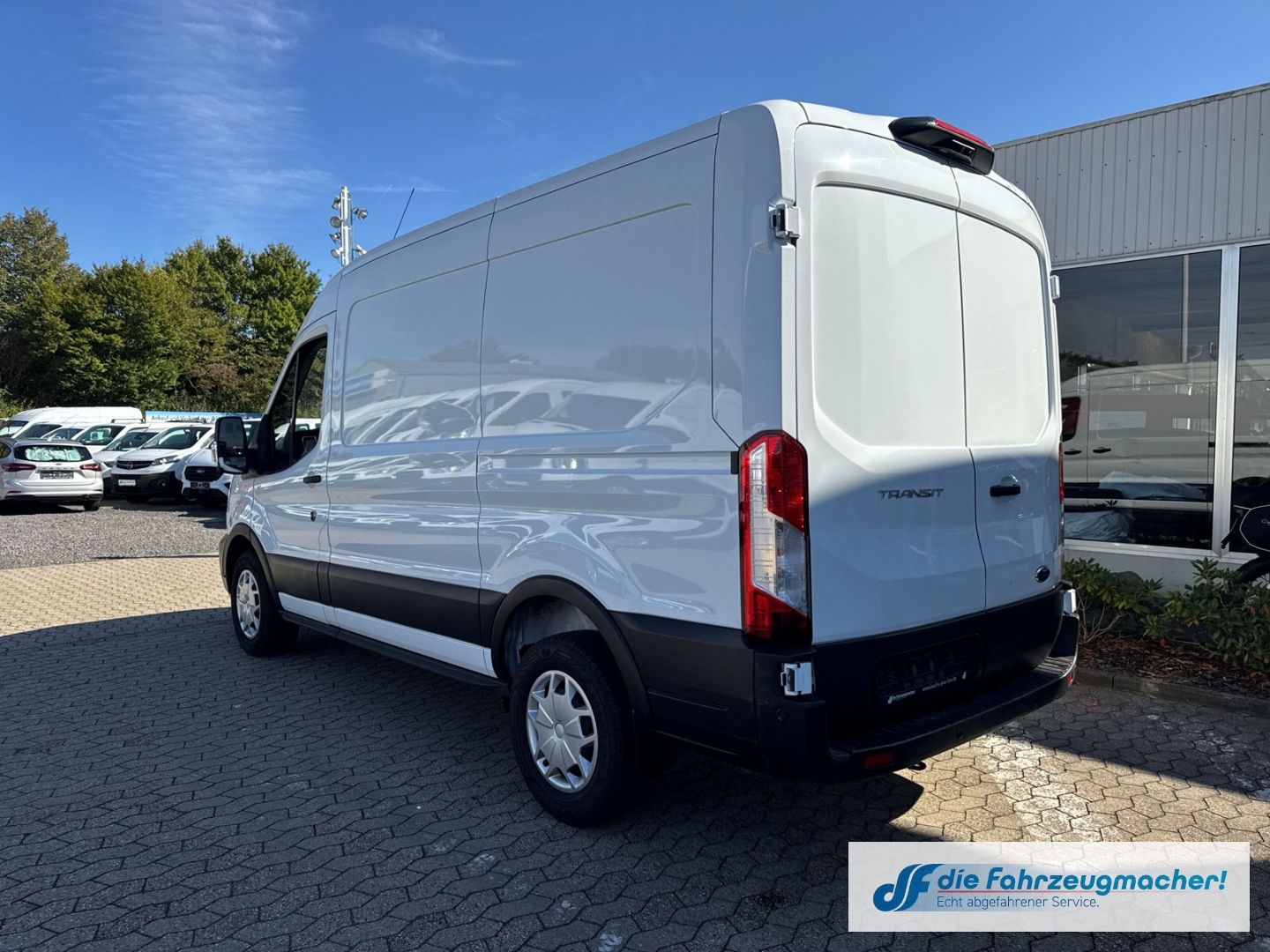 Fahrzeugabbildung Ford Transit Kasten 350 L2 Trend 2.0 TDCi DPF EU6d Kl