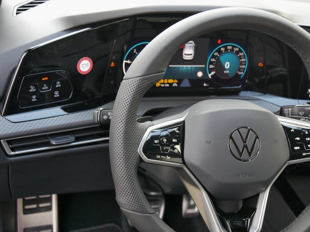 Fahrzeugabbildung Volkswagen Golf R-Line 2.0 TDI DSG Navi RFK Matrix-LED