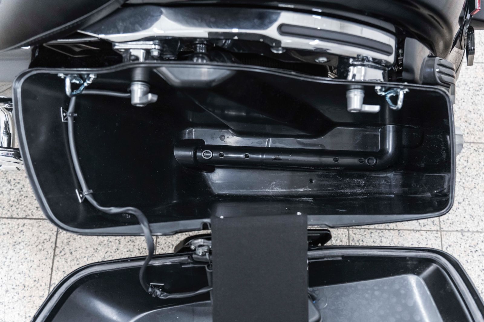 Fahrzeugabbildung Harley-Davidson FLHTSKE CVO LIMITED