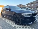 BMW G31 530d xDrive Touring A - - BMW 5er Reihe: Kombi, G31