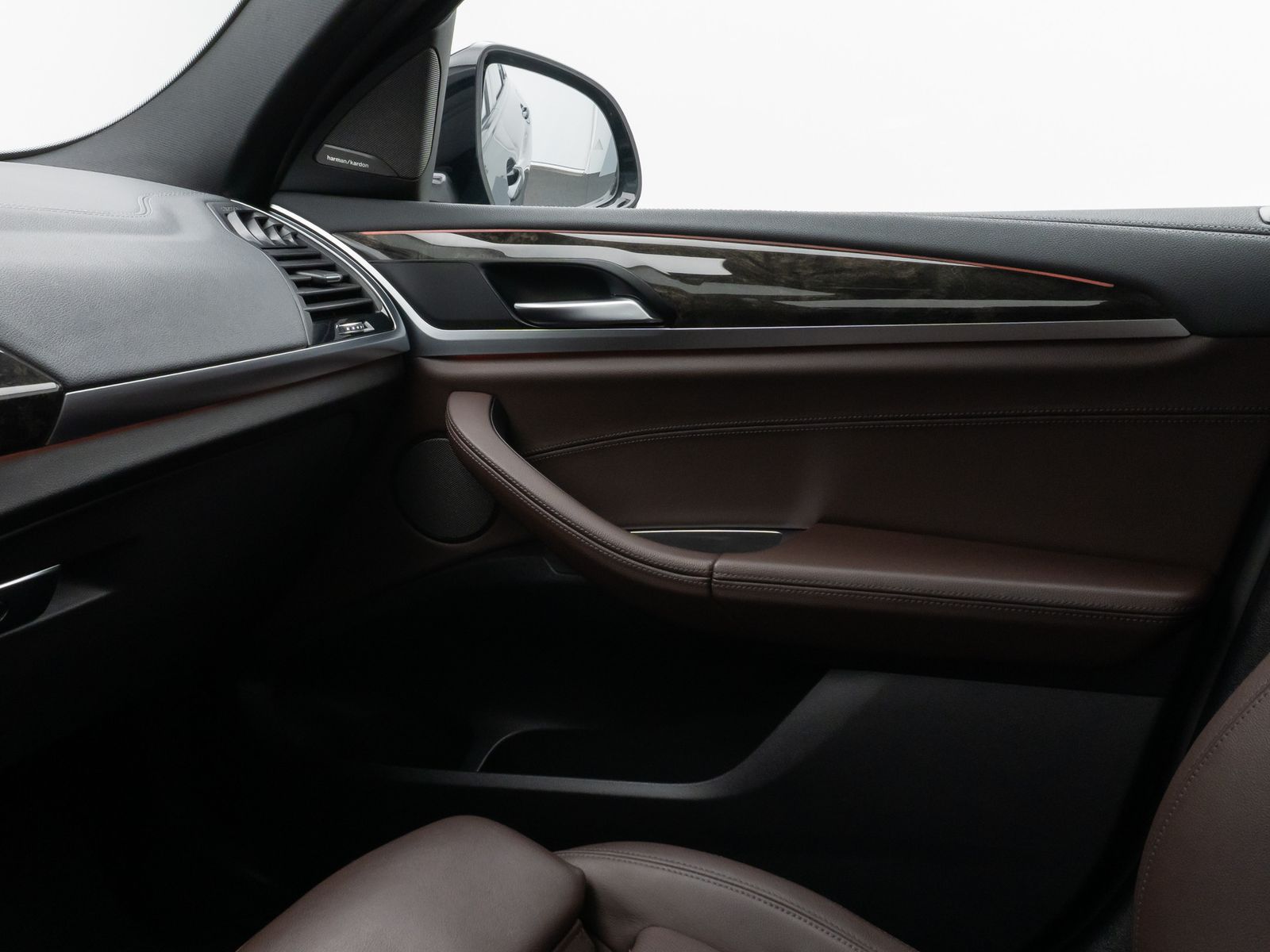 Fahrzeugabbildung ALPINA XD4 360°HUD DAB H/K Belüftung Komfort Alarm 20Zl