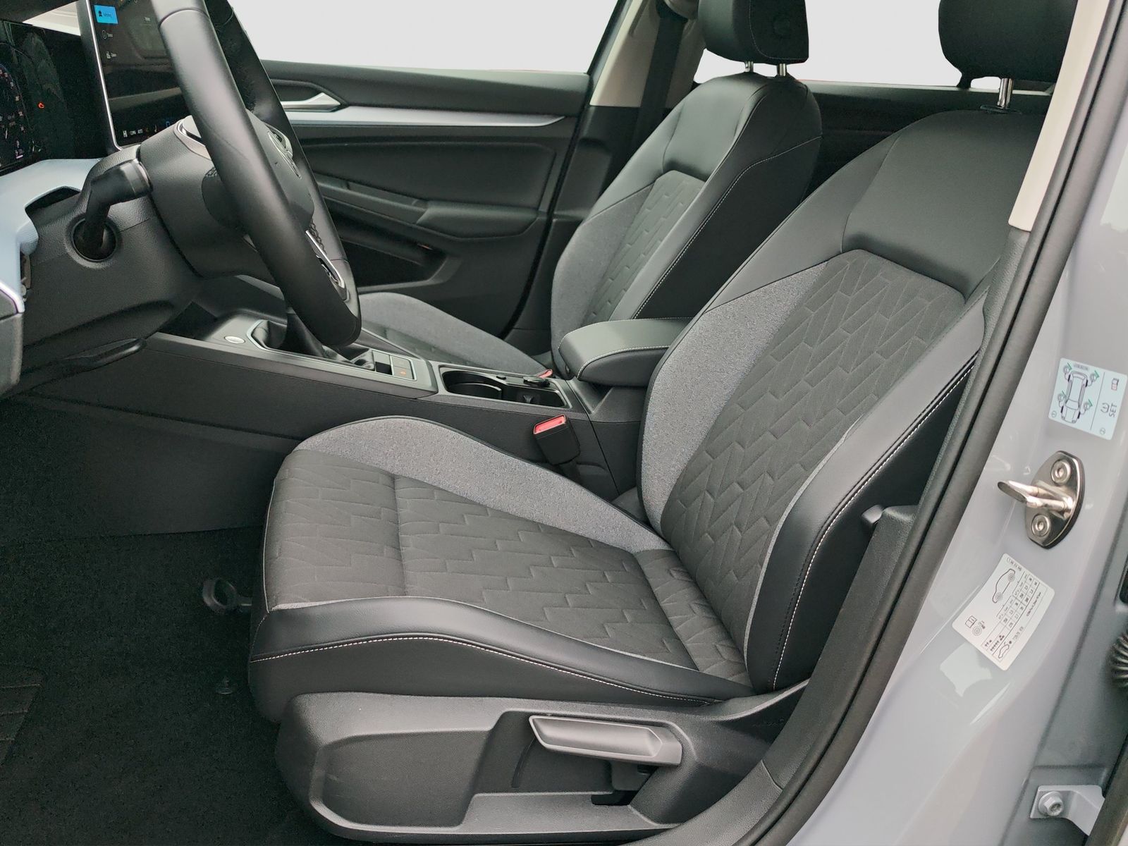 Volkswagen Golf - Bild 9