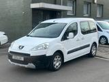 Peugeot Partner Tepee Family HDI FAP 110 1.6D / 5 Sitzer - Peugeot Partner Tepee mit Diesel-Antrieb