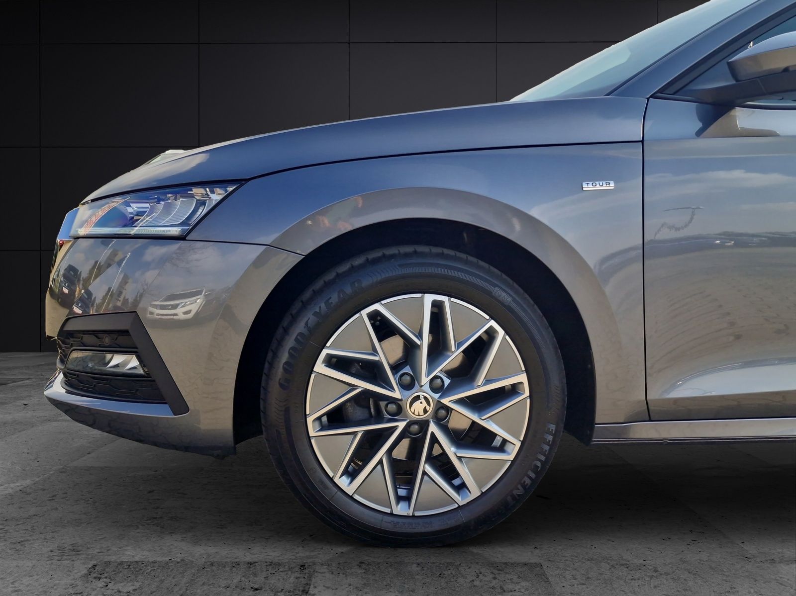 Fahrzeugabbildung SKODA Octavia Combi Ambition 2.0 TDI LED Navi AHZ SH A
