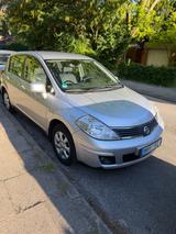Nissan Tiida Automatik, Klimaautomat, Rückfahrkamera - gebrauchte Nissan Tiida aus dem Jahr 2008