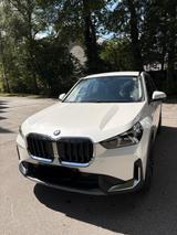 BMW X1 sDrive18i Steptronic - weiss