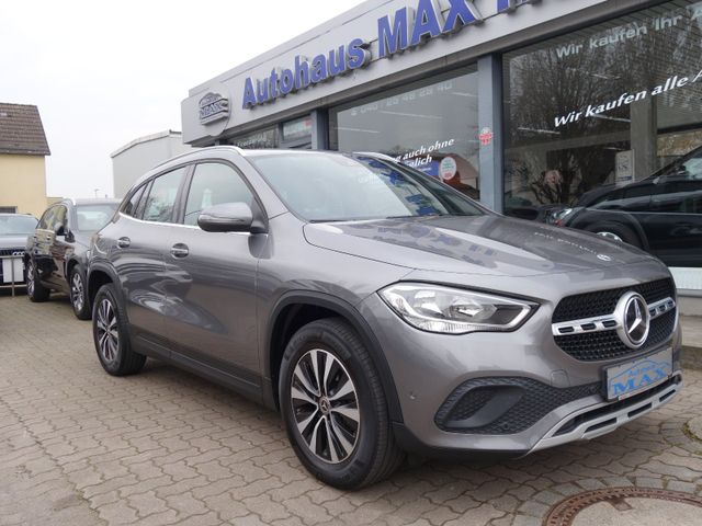 Mercedes-Benz GLA 180 d 8G-DCT/1-HAND/NAVI/PDC