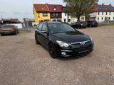 Hyundai i30 CW 1.6 Comfort - gebrauchte Hyundai i30 aus dem Jahr 2009