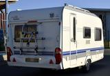 Hobby Excellent 440 SF mit Mover und Vorzelt - Hobby Sf