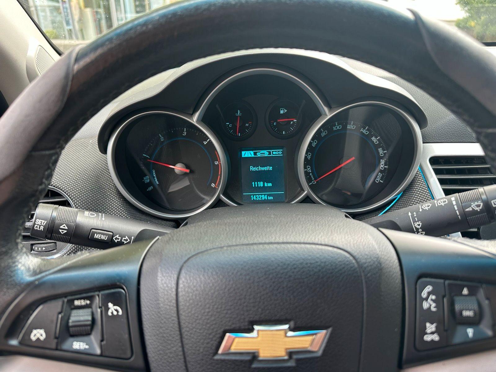 Chevrolet Cruze 2012 — photo 10