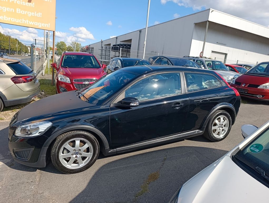 Volvo C30 D2 Kinetic*NAVI*PDC*KLIMAA*MFL*TEMP*USB*ISOF