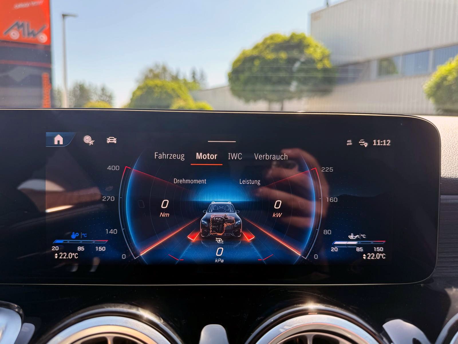 Fahrzeugabbildung Mercedes-Benz GLB35 AMG 4Matic ACC 360° HUD PANO BURMESTER LED