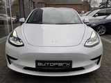 Tesla Model 3 SR+ LFP Akku RWD Pano LenkHeiz AHK 19" - Tesla Model 3 AHK Gebrauchtwagen