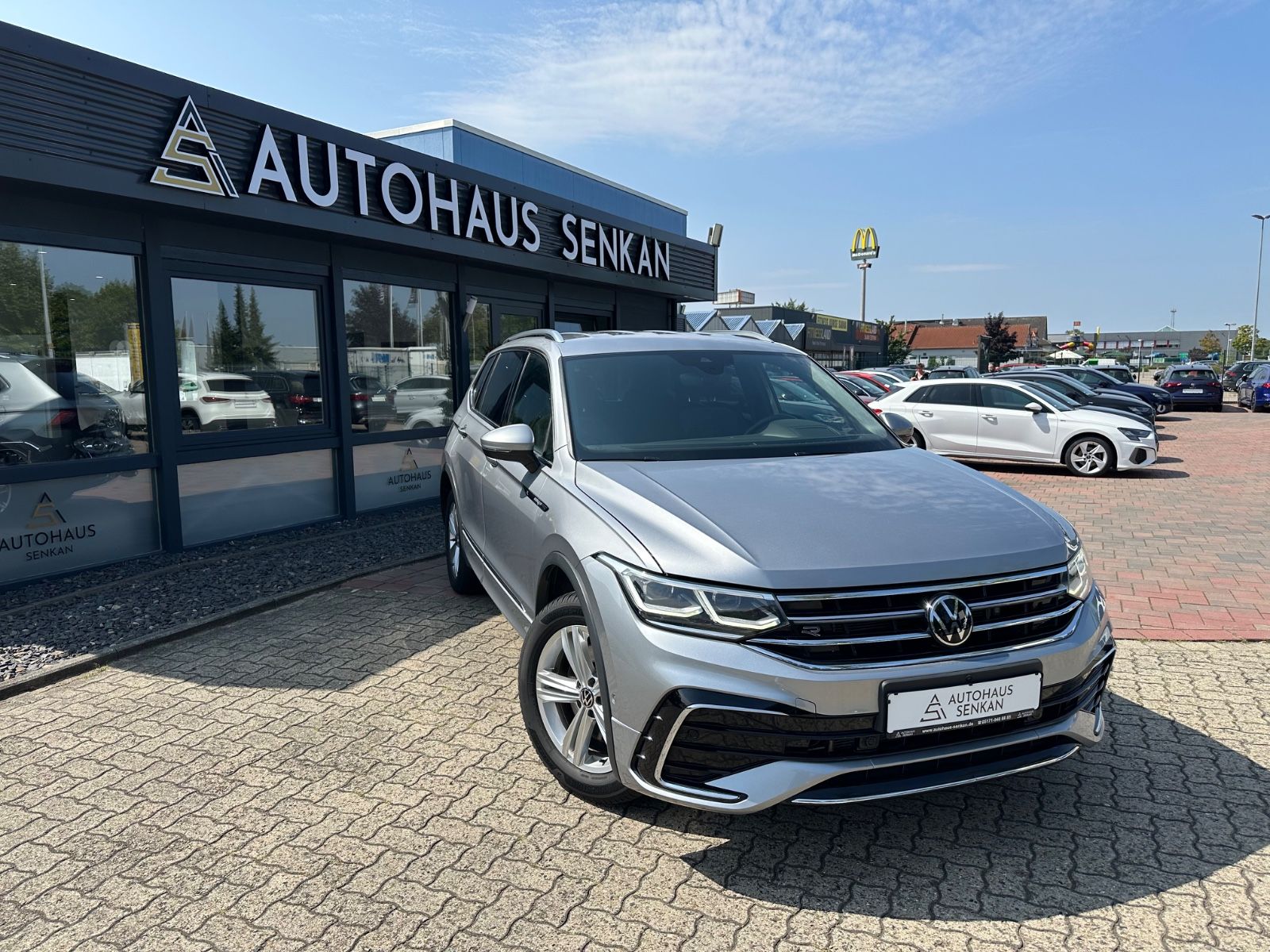 VW Tiguan Allspace 4M R-LINE*360°*HUD*AHK*DYNAUDIO*