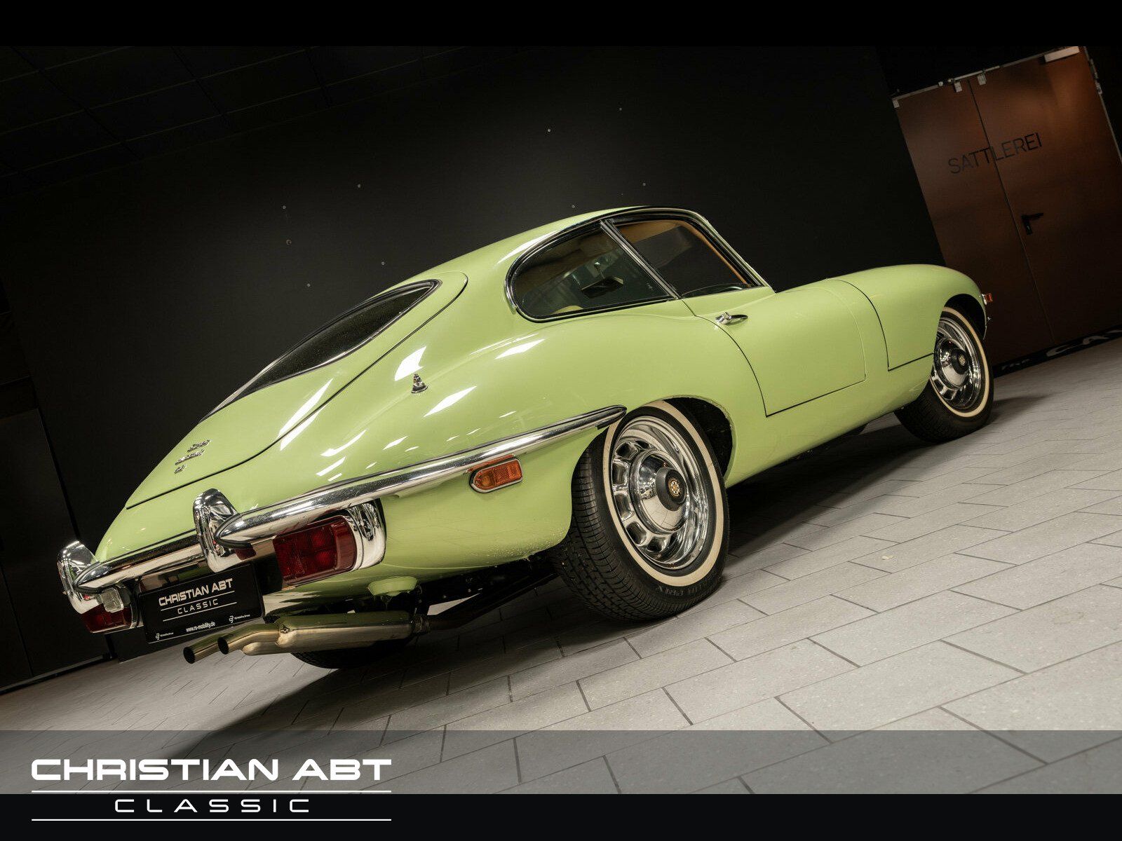 Fahrzeugabbildung Jaguar E-Type 4.2 Serie2 - Wertgutachten Note 1