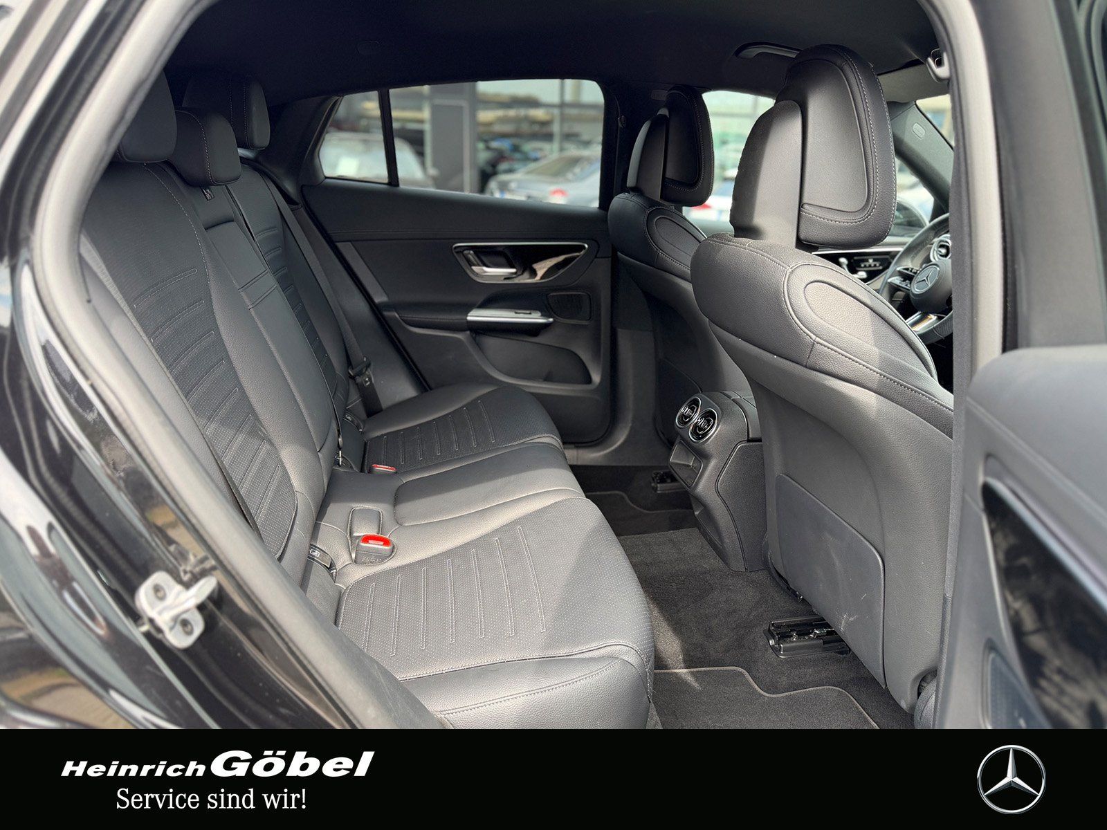 Fahrzeugabbildung Mercedes-Benz GLC 220 d Edition AMG Line, AHK