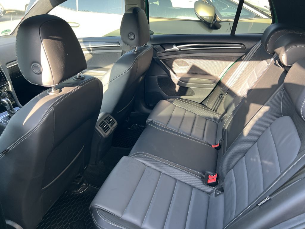 Fahrzeugabbildung Volkswagen Golf R 2.0 Akrapovic Original Sonderfarbe