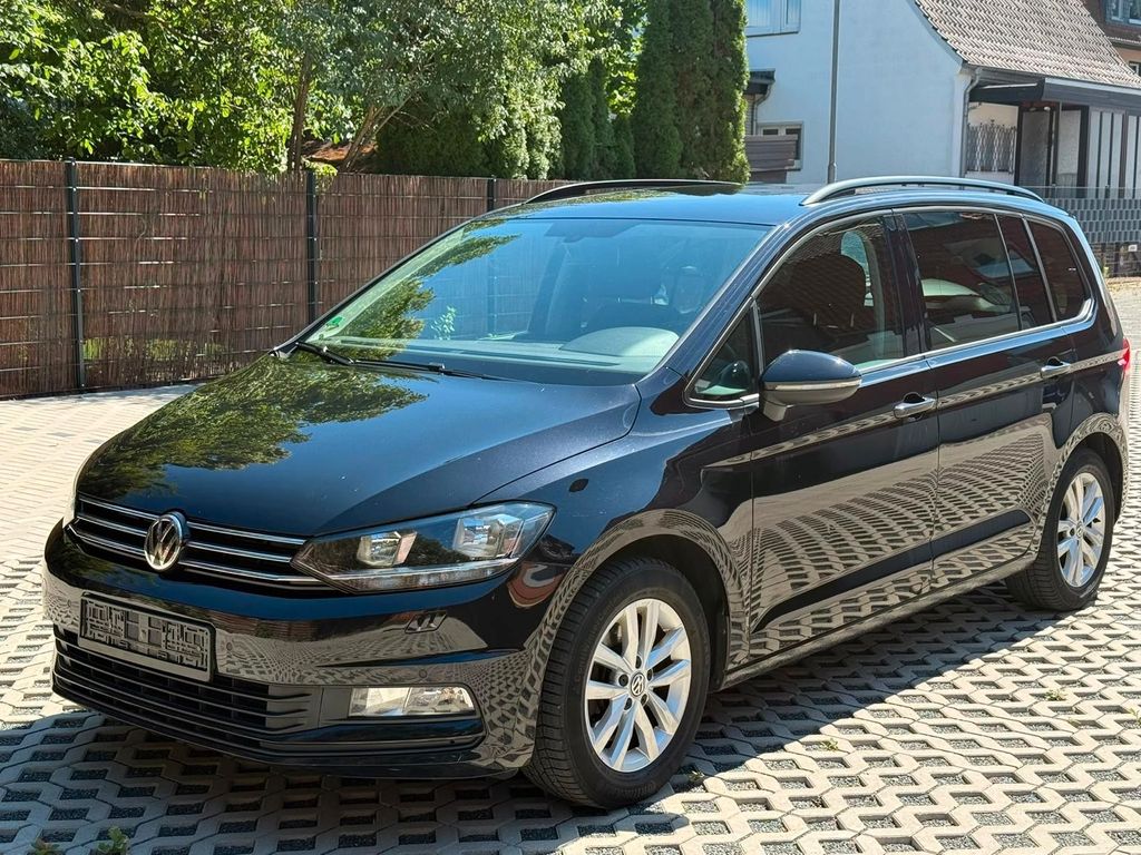 Image of Volkswagen Touran