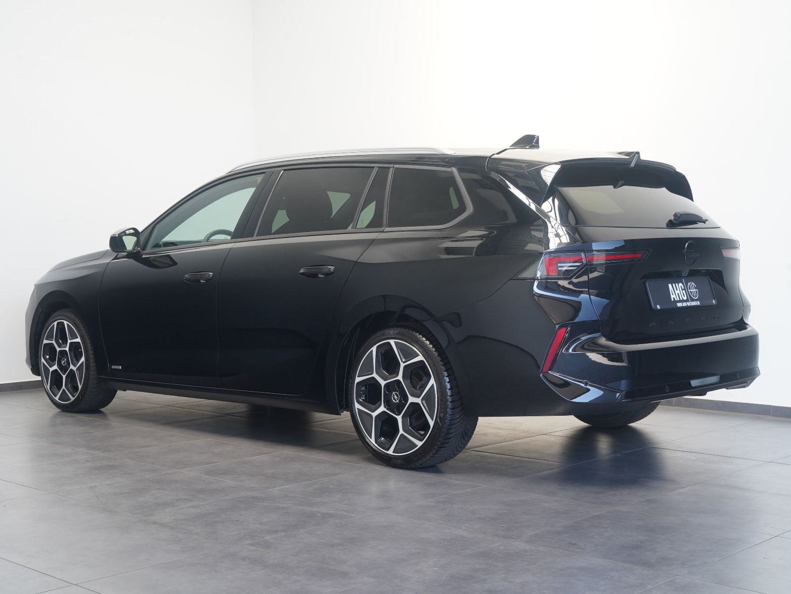 Fahrzeugabbildung Opel Astra L 1.5 D Sports Tourer GS Line PANO