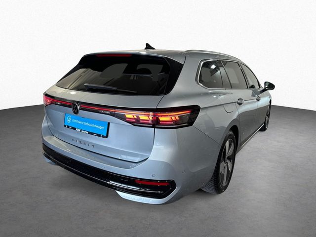 Passat Variant 2.0 TDI DSG ELEGANCE IQ.LIGHT+AHK