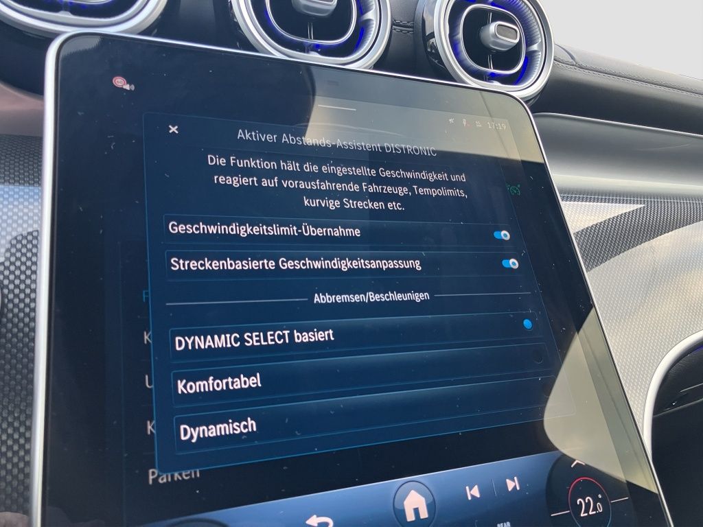 Fahrzeugabbildung Mercedes-Benz GLC 300 d 4M AMG*NIGHT*AHK*MEMORY*LED*KAMERA