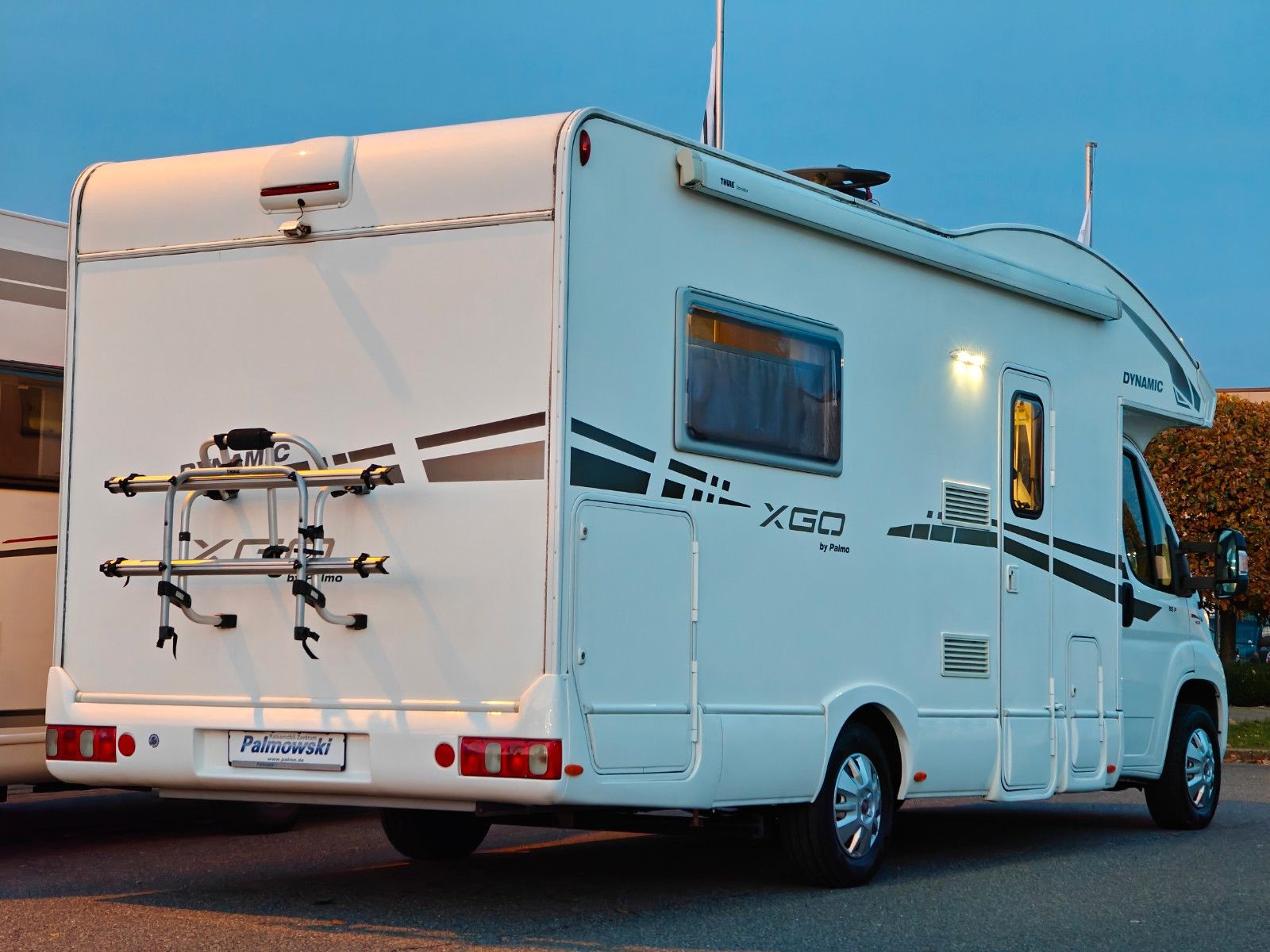 Fahrzeugabbildung XGO Dynamic 95 P - Autom. SAT, TV, Einzelbetten -