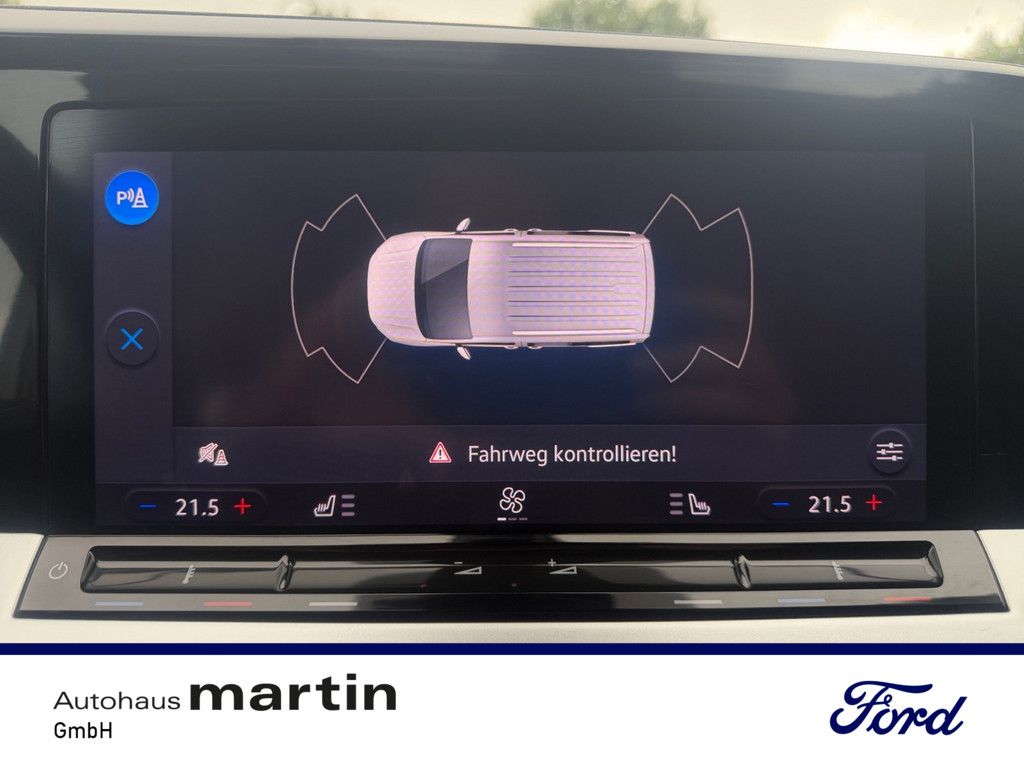 Fahrzeugabbildung Ford Tourneo Connect 1.5 Sport KLIMA PDC SHZ NAVI LED
