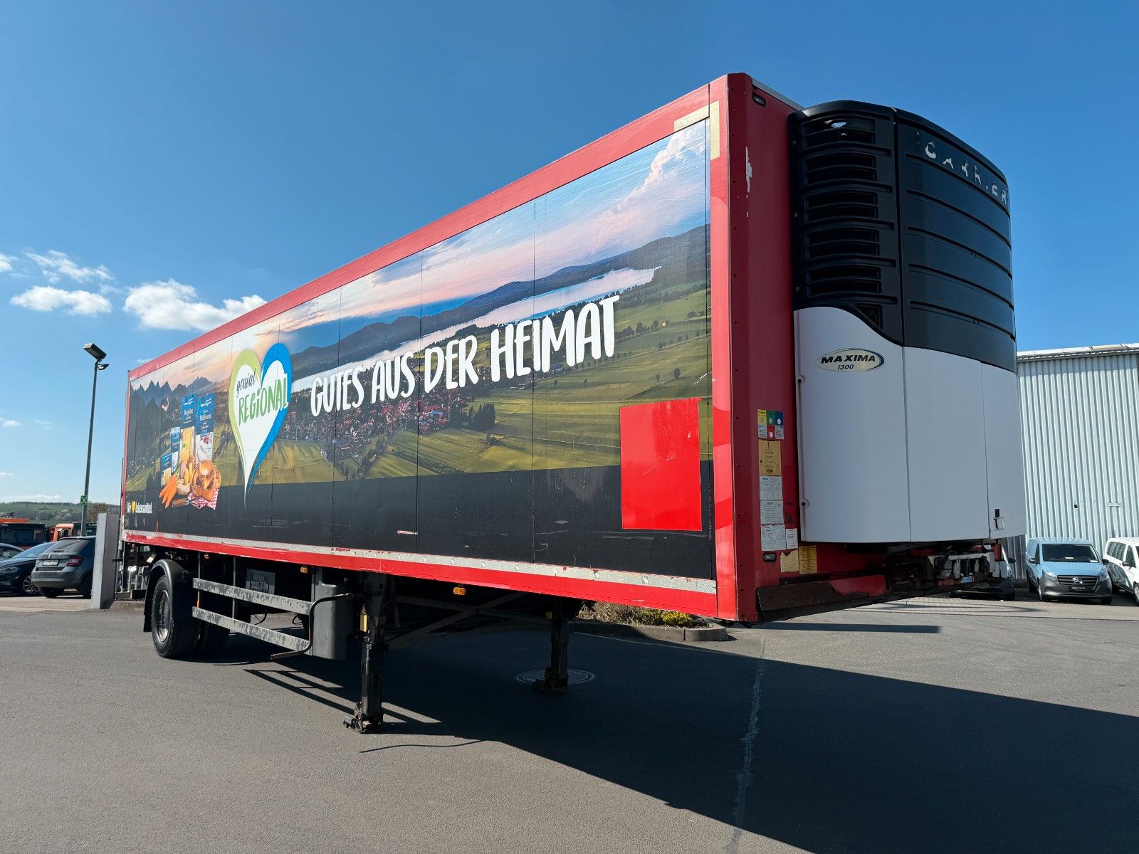 Fahrzeugabbildung Schmitz Cargobull SKO10 Carrier Maxima 1300 LBW Bär 2000kg gelenkt